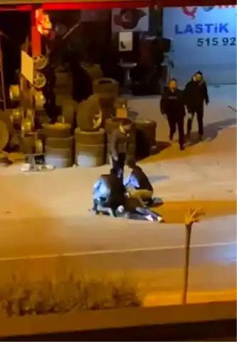 Adana Belediye Başkanı'na Silahlı Saldırı!